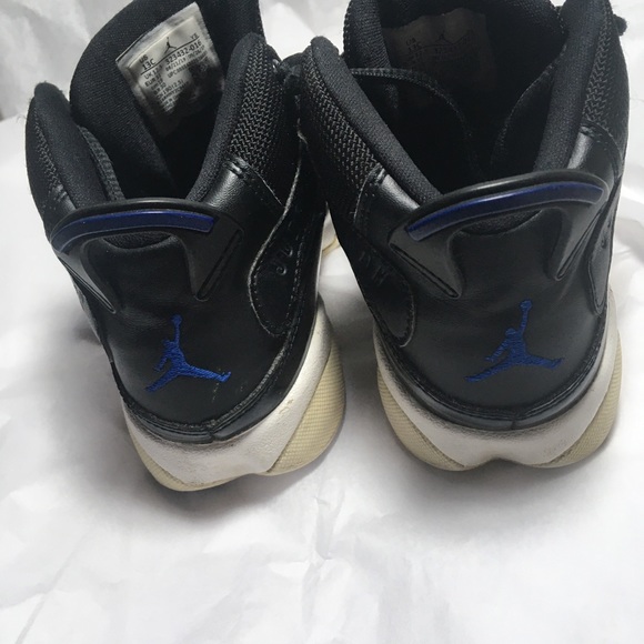 Jordan’s little boys shoes - Picture 4 of 8